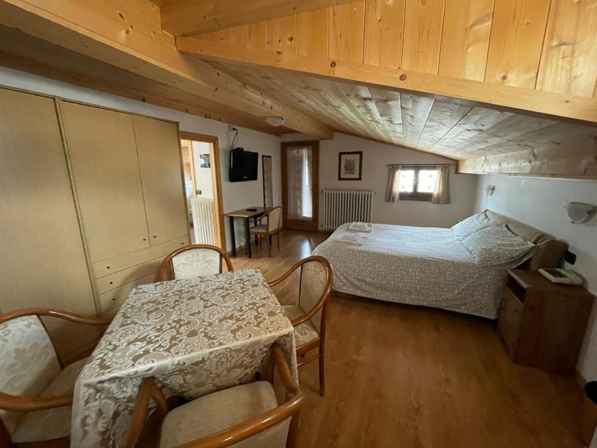 Ambassador Rooms In Bormio, Solo Camera Senza Colazione 外观 照片