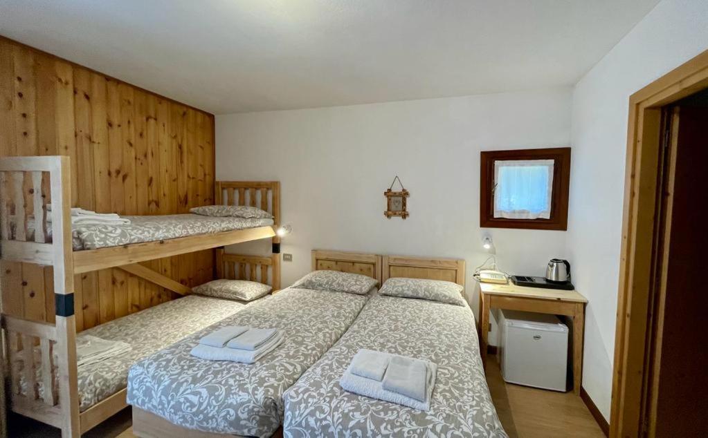 Ambassador Rooms In Bormio, Solo Camera Senza Colazione 外观 照片