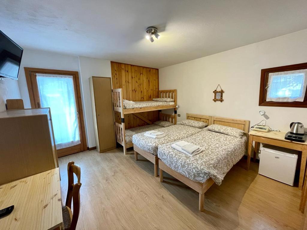 Ambassador Rooms In Bormio, Solo Camera Senza Colazione 外观 照片