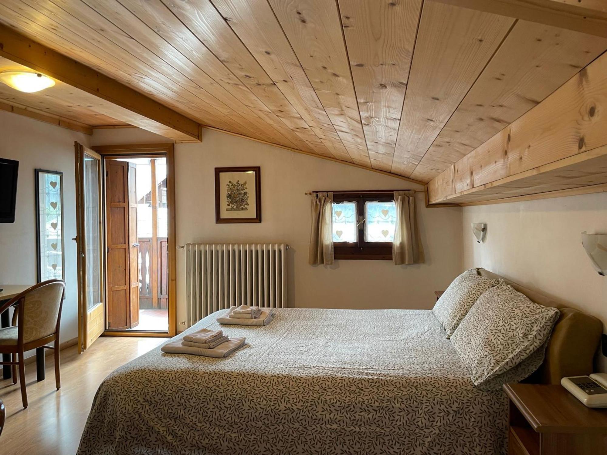 Ambassador Rooms In Bormio, Solo Camera Senza Colazione 外观 照片